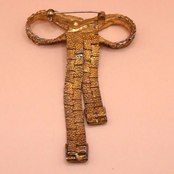 VTG 1980's Gold Tone Nugget Dangle Bow Brooch - Picture 2 of 2